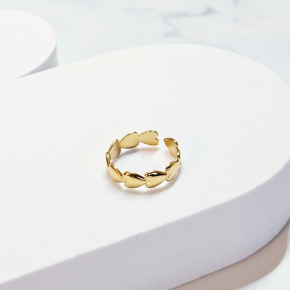 🌷 18K PVD Gold Plated Stainless Steel Adjustable Heart Ring - Picture 2 of 5